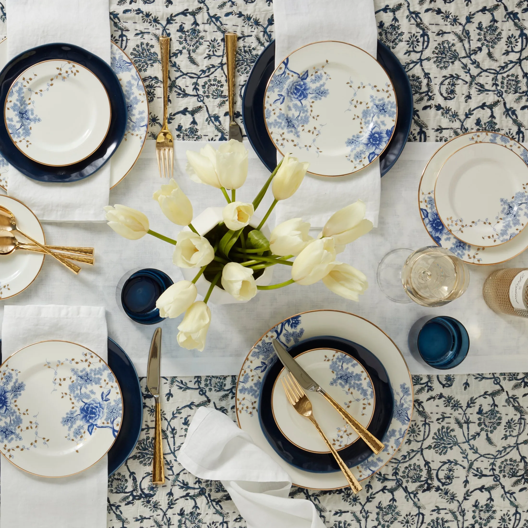 Bay Colors Blue Accent Plates, Set of 4