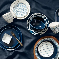 Bay Colors Blue Dinner Plates, Set of 4