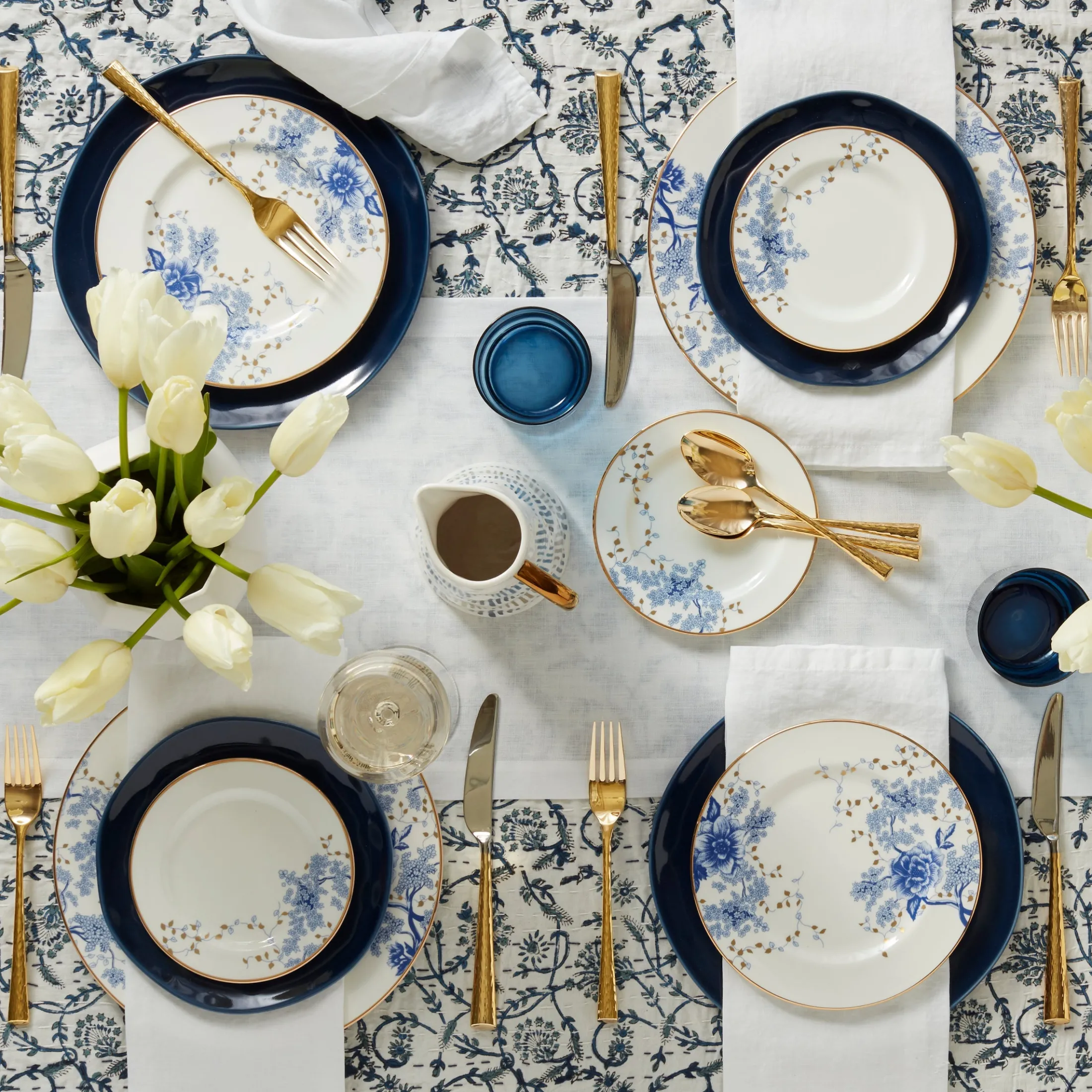 Bay Colors Blue Dinner Plates, Set of 4