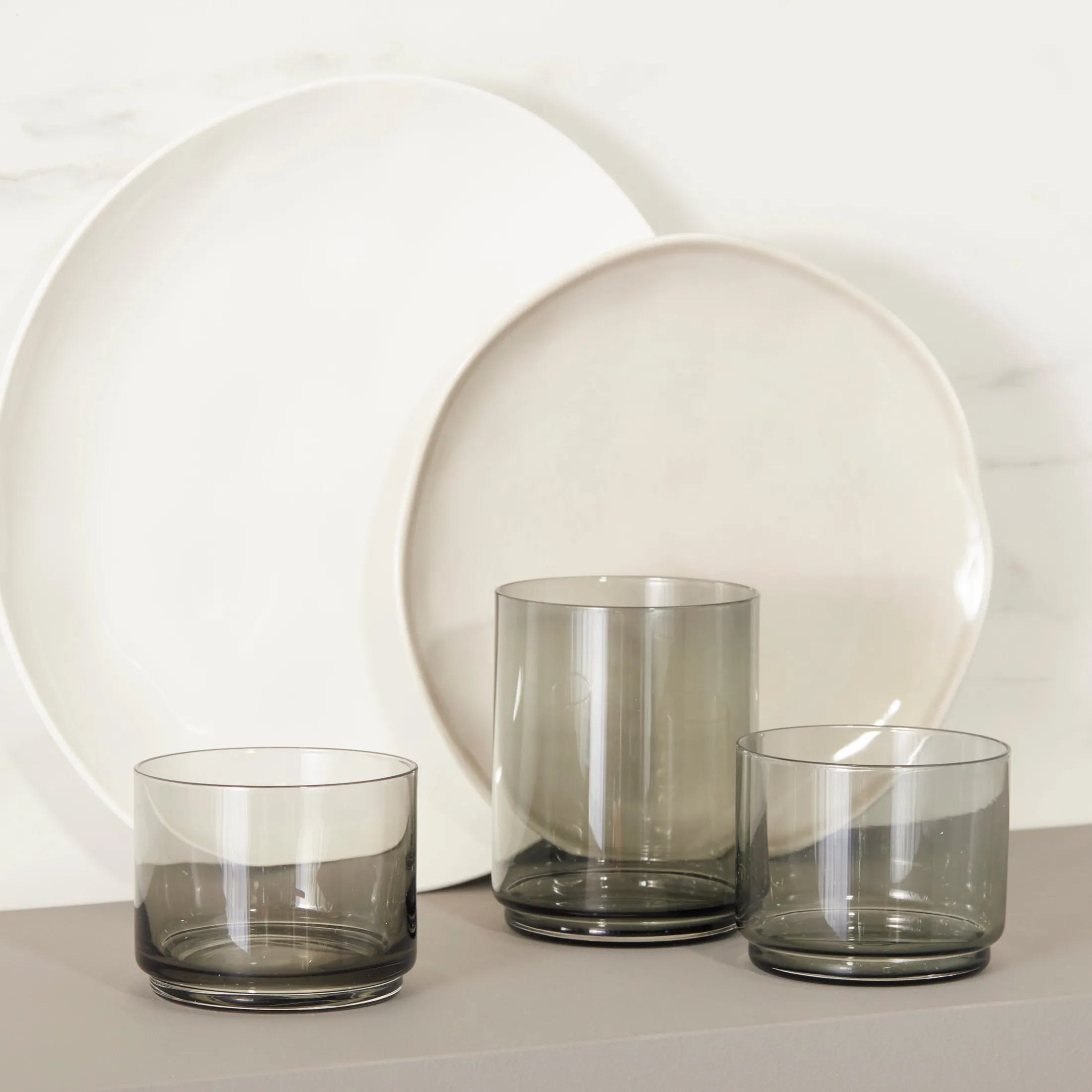 Bay Colors White 12-Piece Dinnerware Set