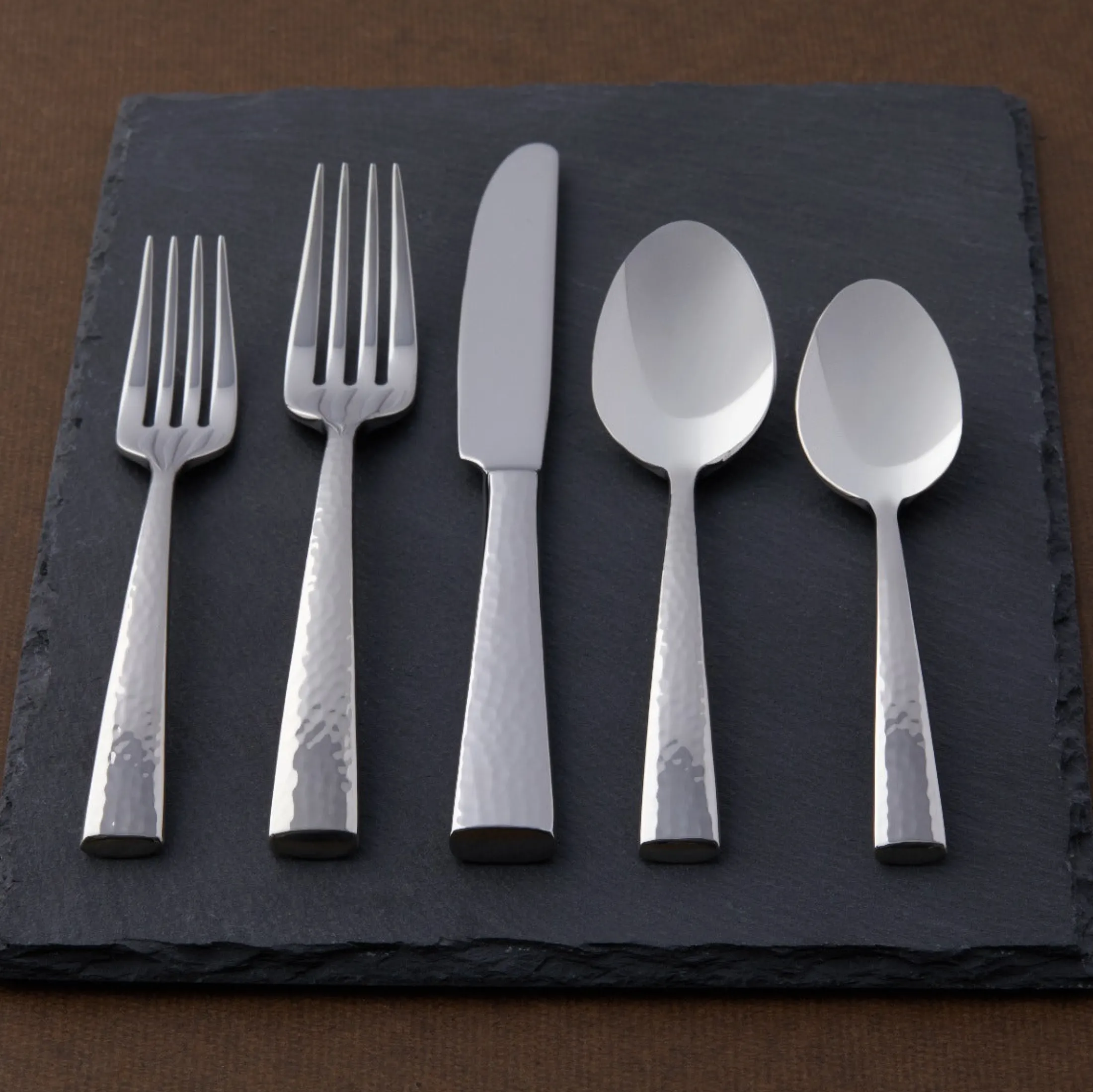 Cabria 20-Piece Flatware Set
