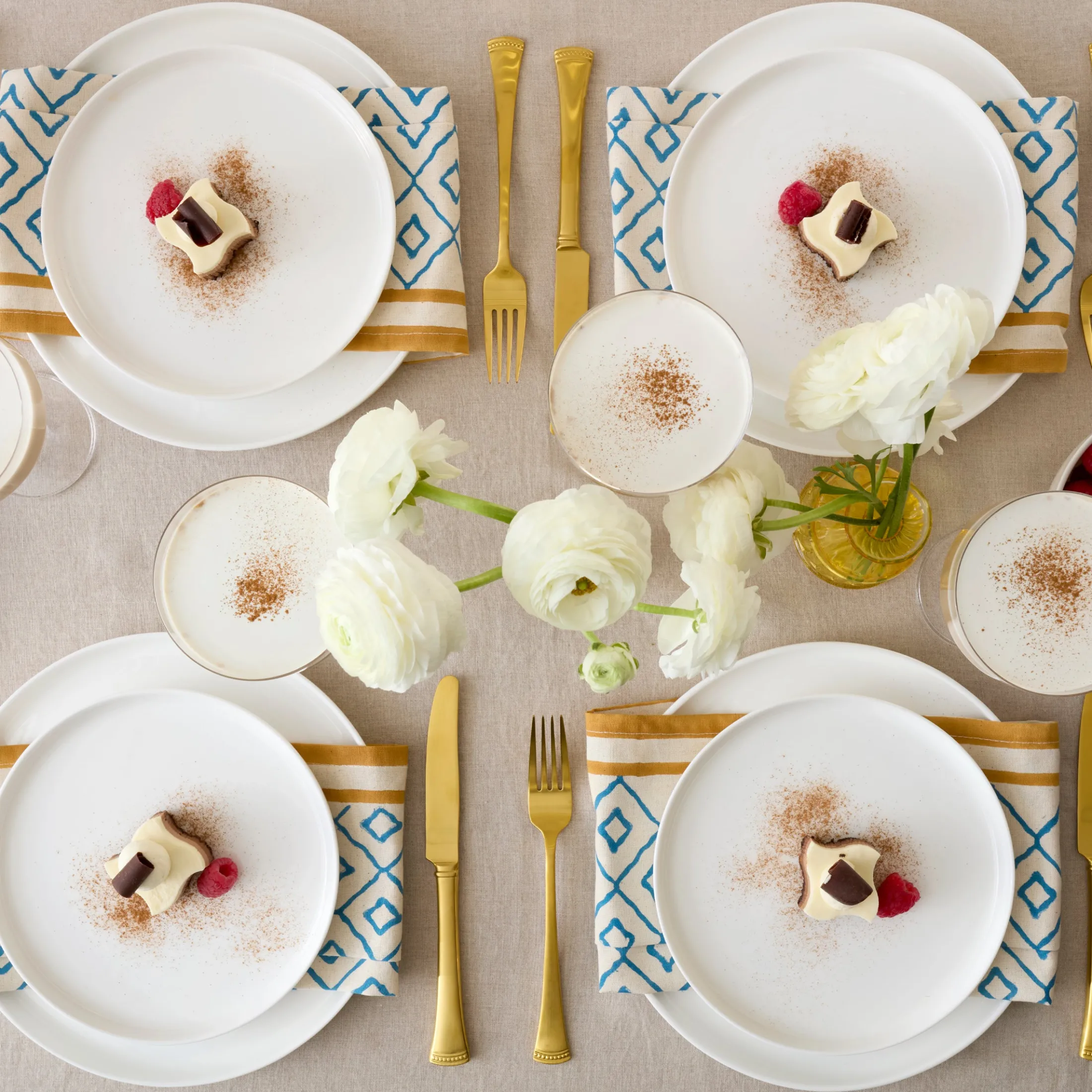 Modern White 24-Piece Dinnerware Set