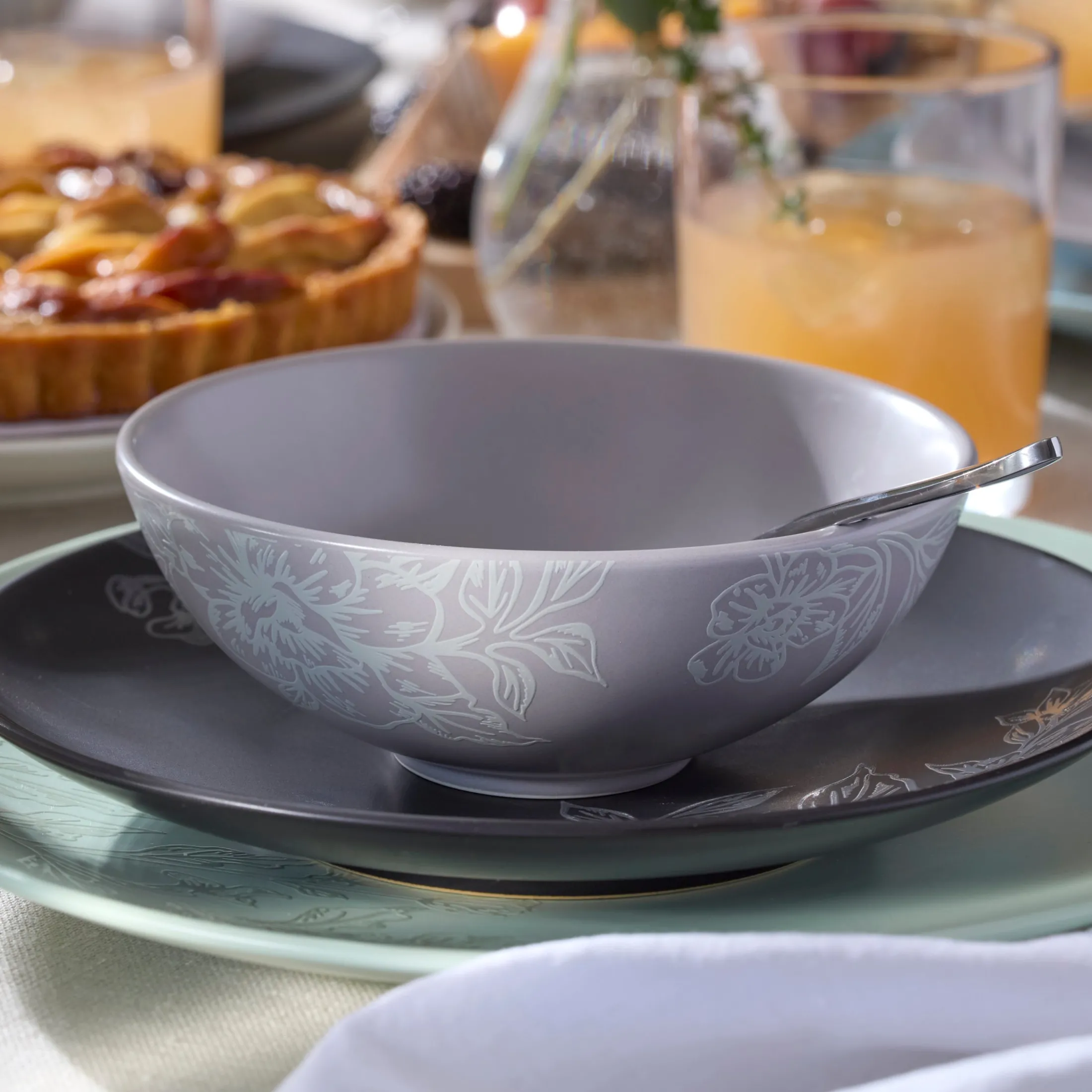 Roseto Pumice 12-Piece Dinnerware Set