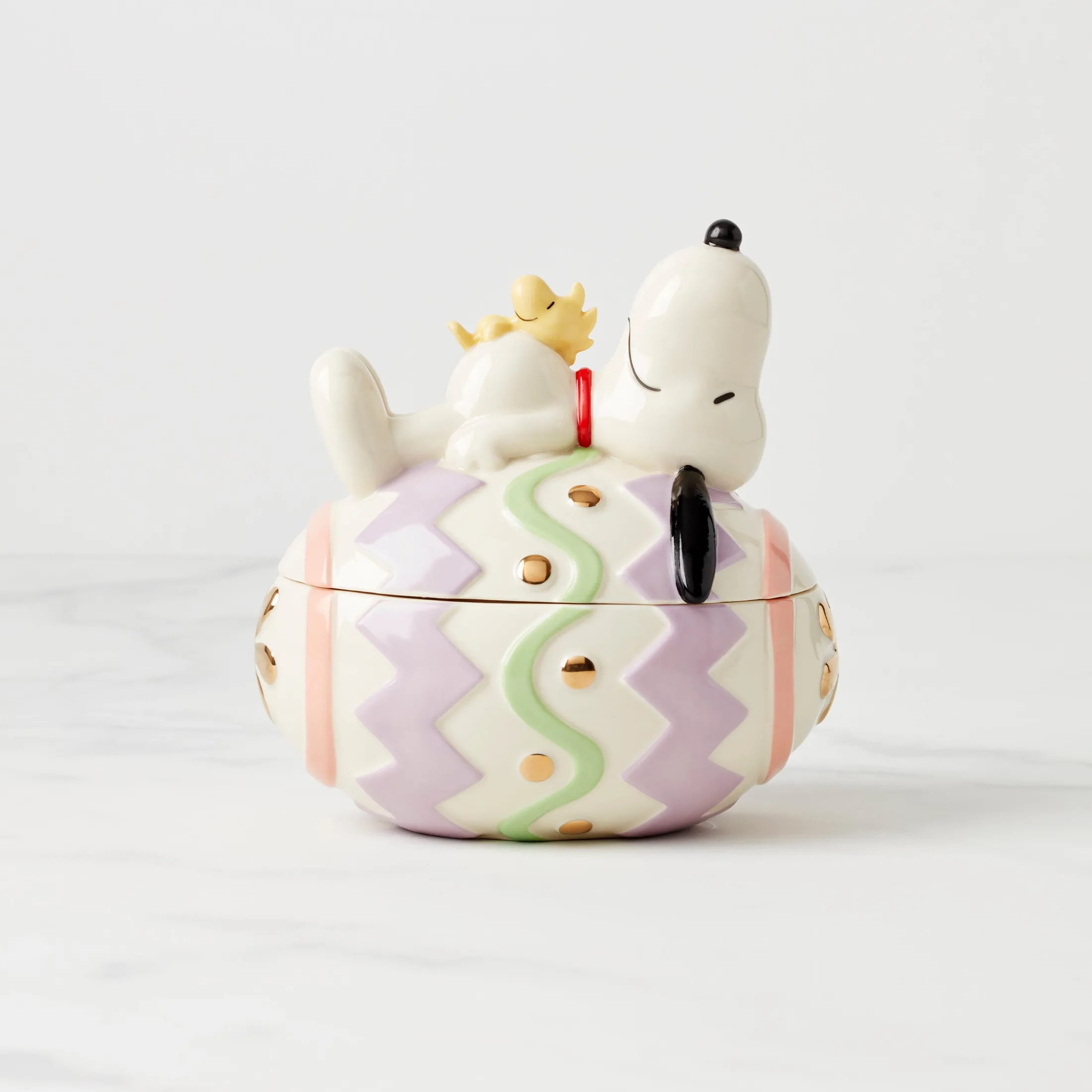 Snoopy Easter Covered Candy Dish