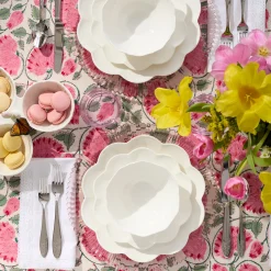 Studio 1414 Scallop Dinner Plates, Set of 6